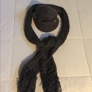 Hat and scarf set